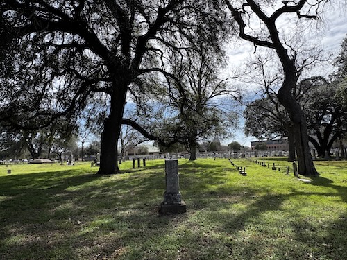 Unusual Research: Exploring Waco’s History at First Street&nbsp;Cemetery
